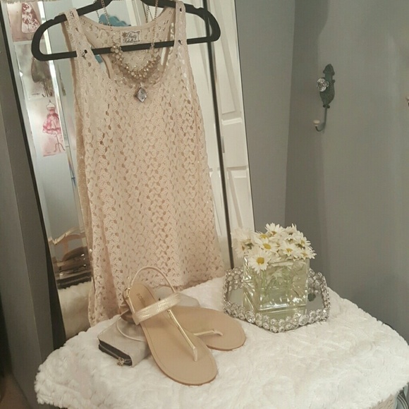 Pretty Rebellious Tops - CREAM Razorback Tank